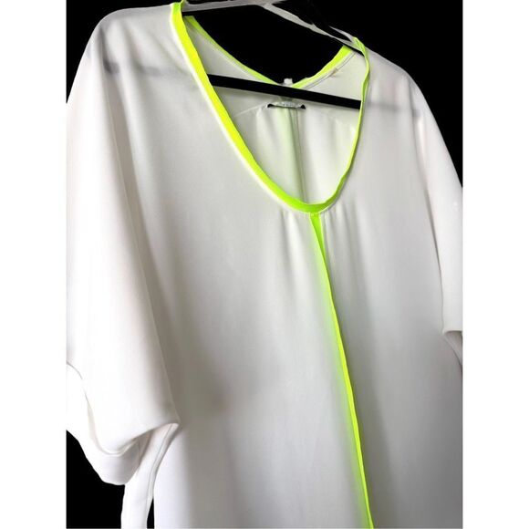T Tahari Women's Micah Short Sleeve Neon‎ Trim High Low Hem Top White Size Large - Picture 2 of 7